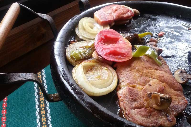 Сач dish at Chuchura